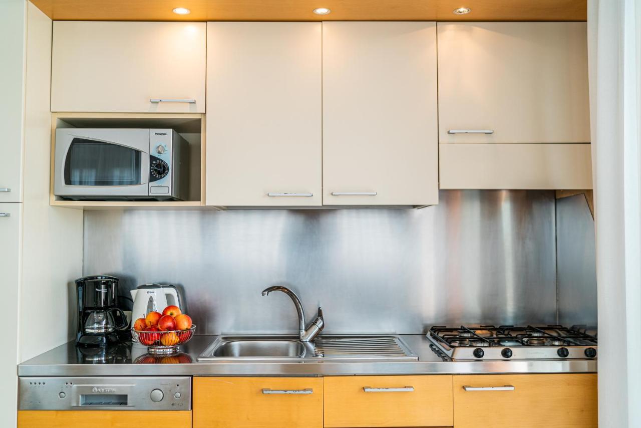 Residence Airone Линяно Сабиадоро Екстериор снимка