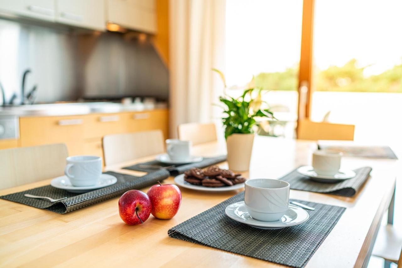 Residence Airone Линяно Сабиадоро Екстериор снимка
