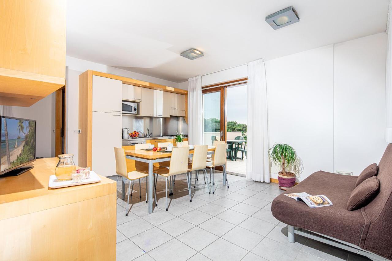Residence Airone Линяно Сабиадоро Екстериор снимка