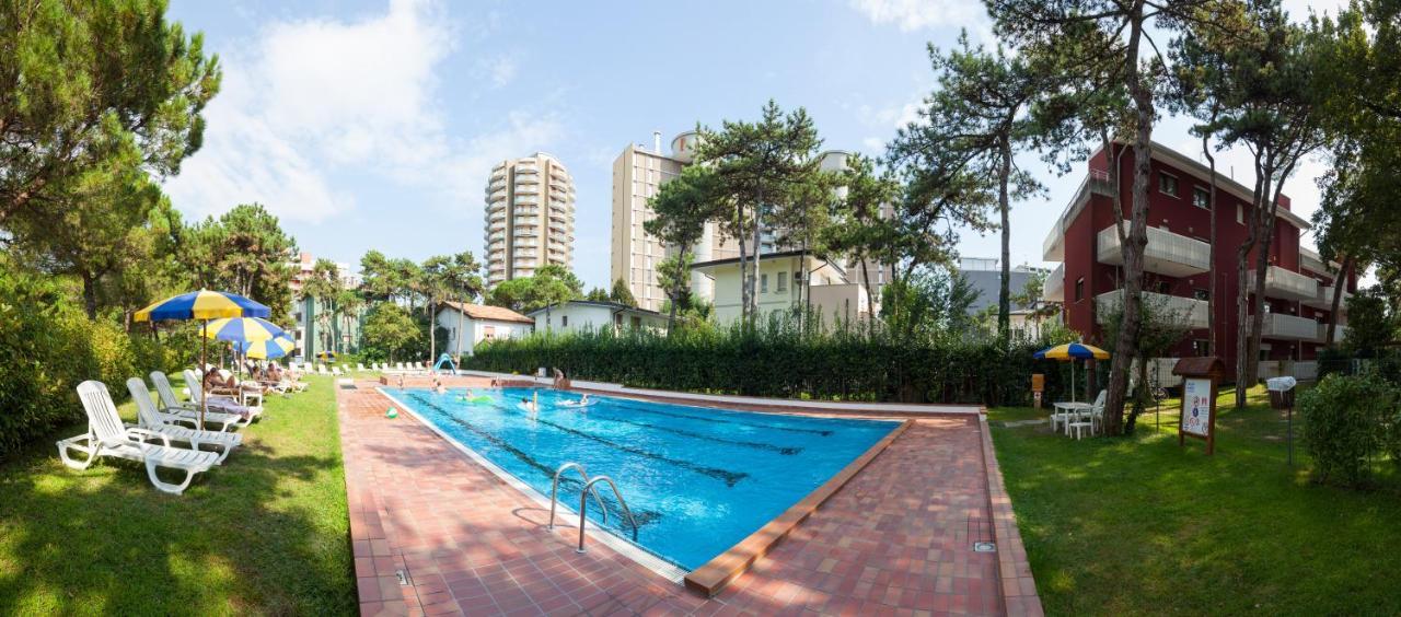 Residence Airone Линяно Сабиадоро Екстериор снимка